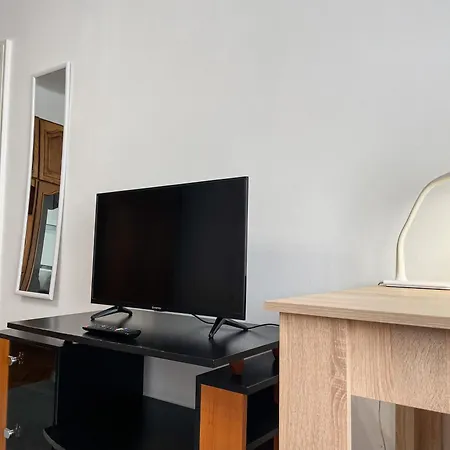 Gara Urban Loft Apartman *
